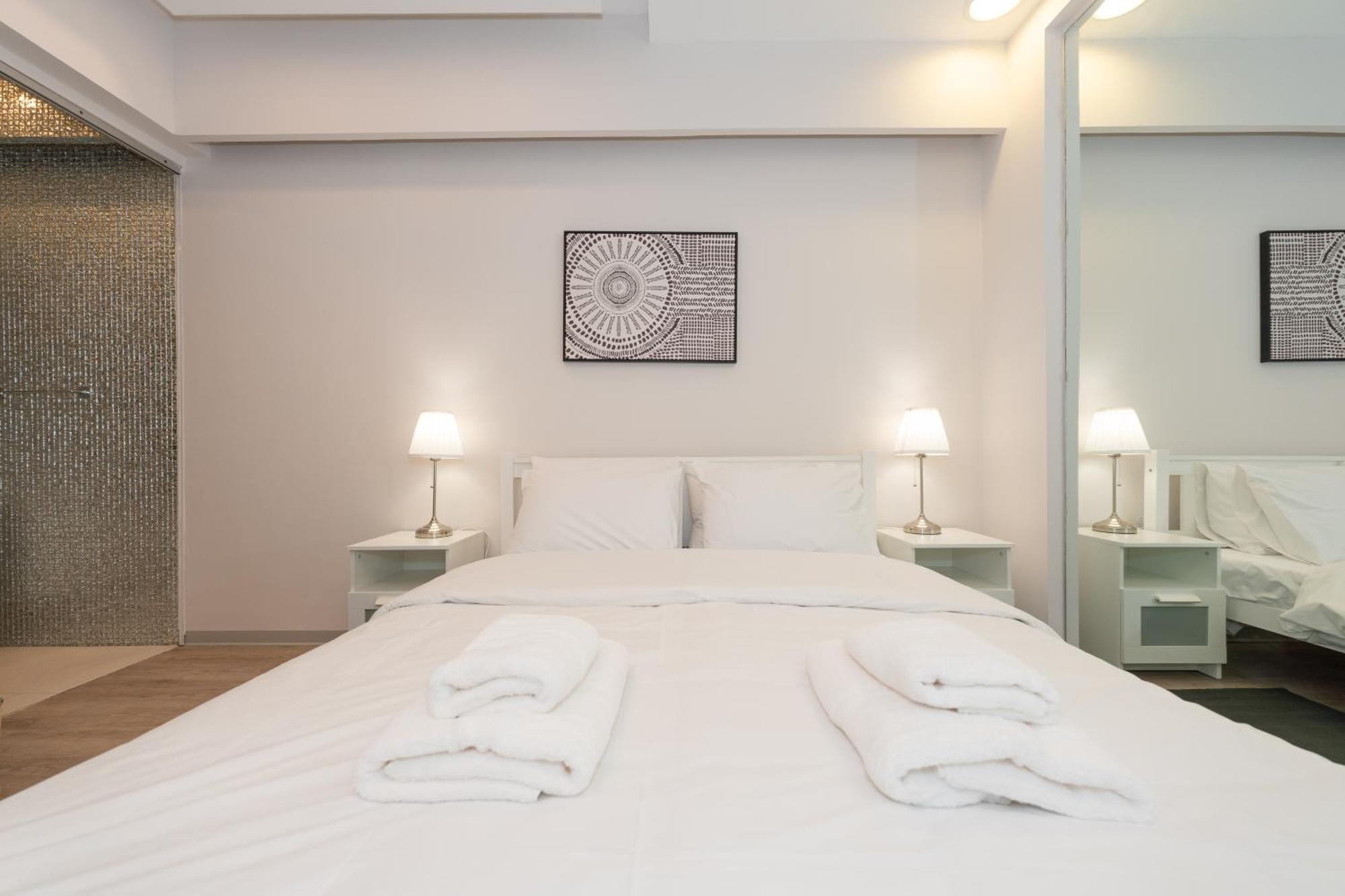 Chic Next To Kolonaki Square Apartment