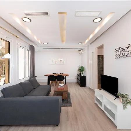 Chic Apartments Next To Kolonaki Square Athens Room photo